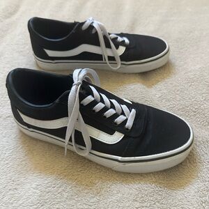 Vans, Black, Size 8 Women’s